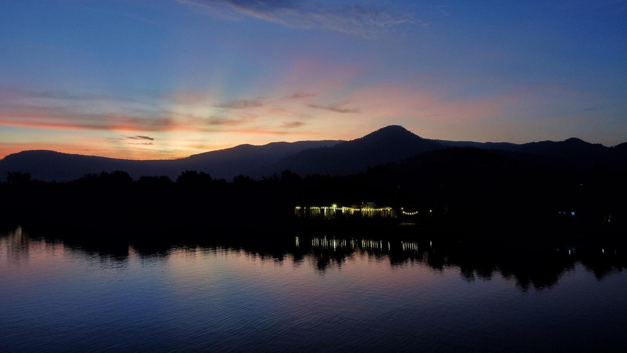 Kampot Riverfront Boutique Luaran gambar